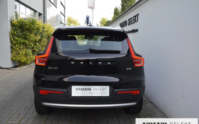 Volvo XC 40 cena 156600 przebieg: 20841, rok produkcji 2022 z Poznań małe 352